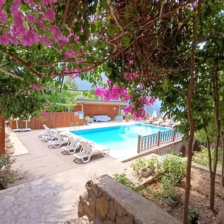 Bed & Breakfast Kabak Armes *